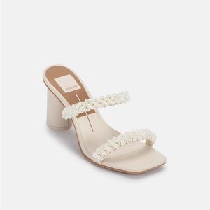 Dolce Vita Noel Wide Heel in Vanilla Pearl